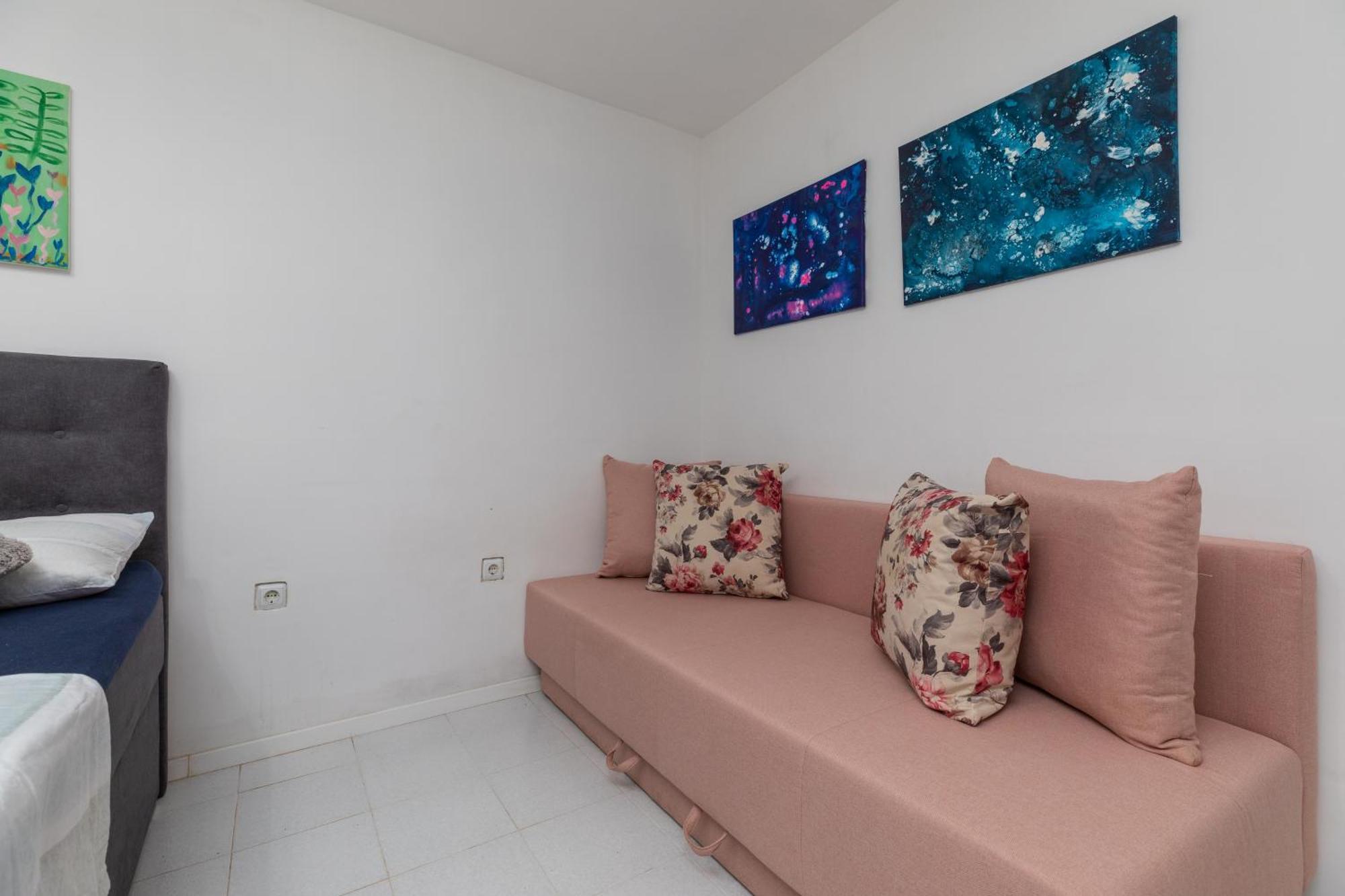 Apartments By The Sea Balica Rat, Omis - 1065 Bilik gambar